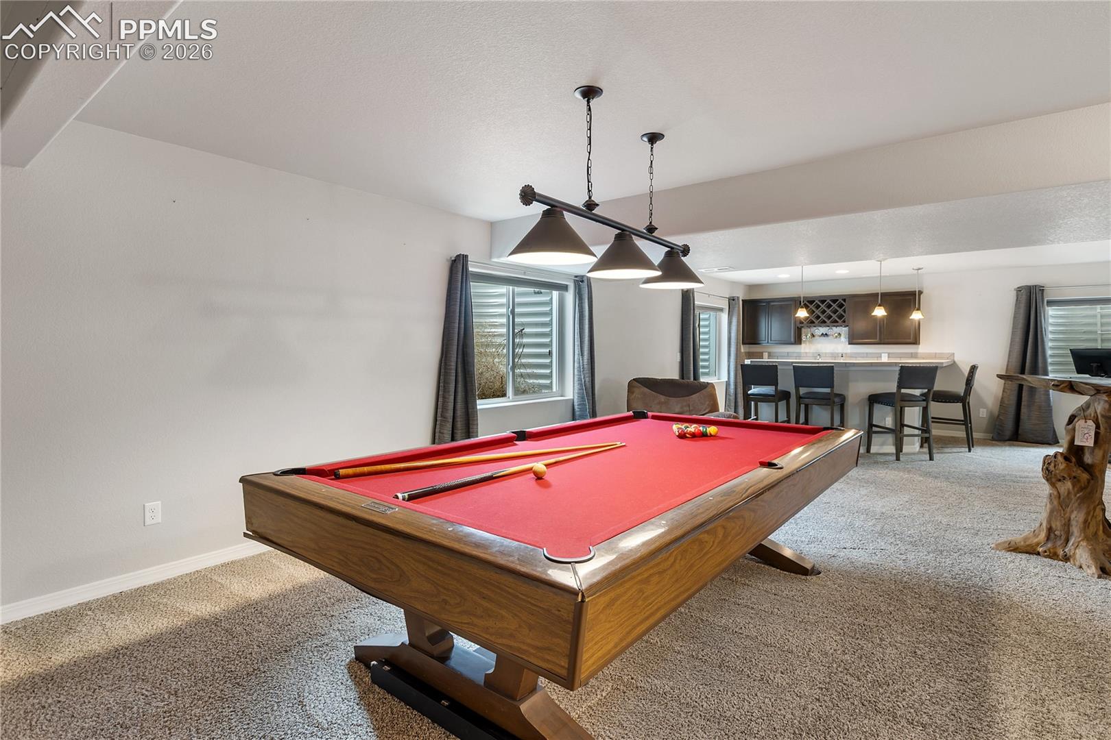 Large basement rec room with versatile living space