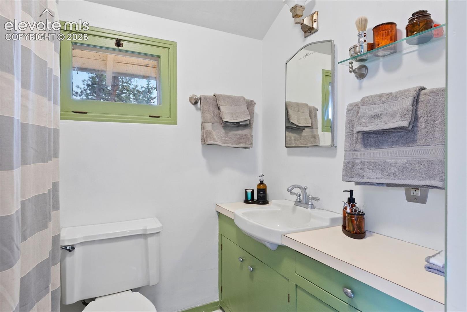 Photo 33 of 1515 W Cheyenne Road, Colorado Springs