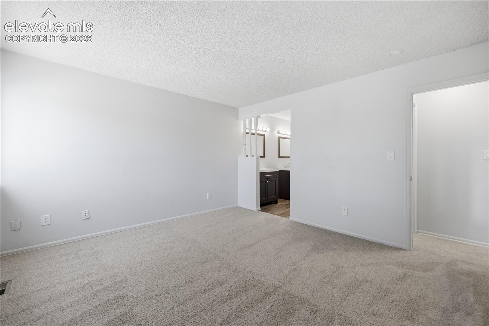 Photo 14 of 4571 Sunnyhill Drive, Colorado Springs