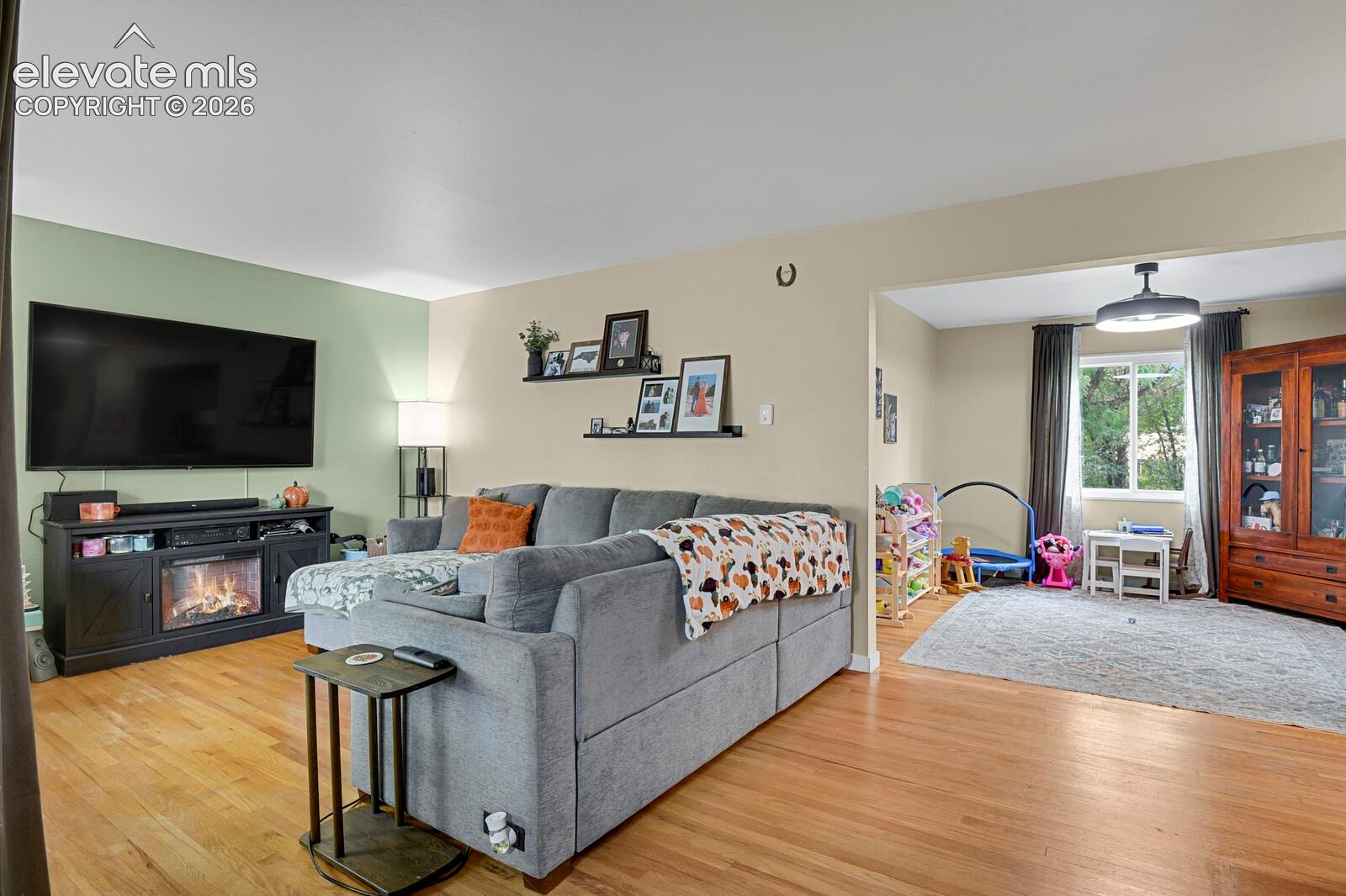 Photo 8 of 153 Rose Drive, Colorado Springs