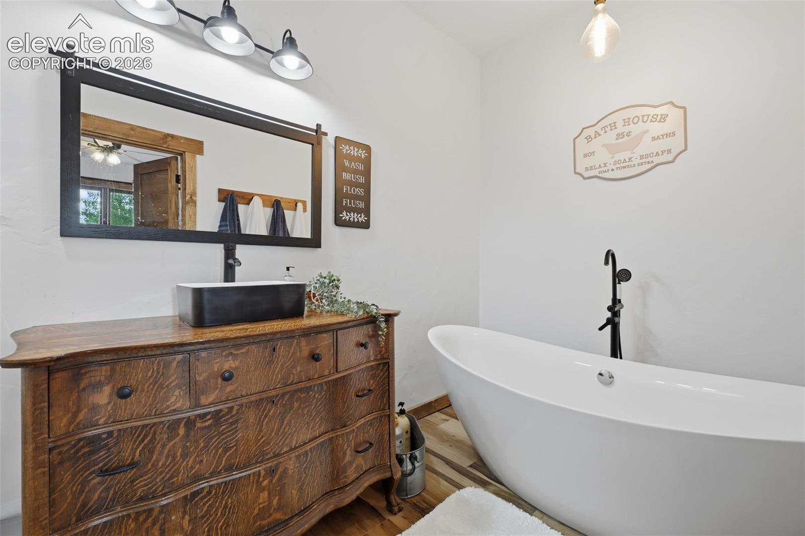 Second bedroom en-suite