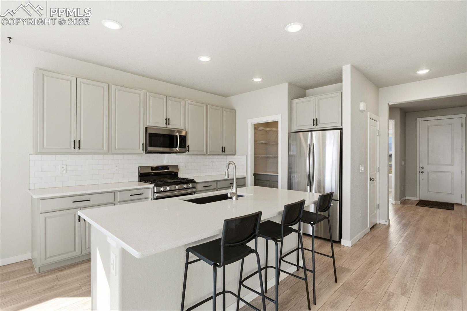 Photo 12 of 5459 Sidewinder Drive, Colorado Springs
