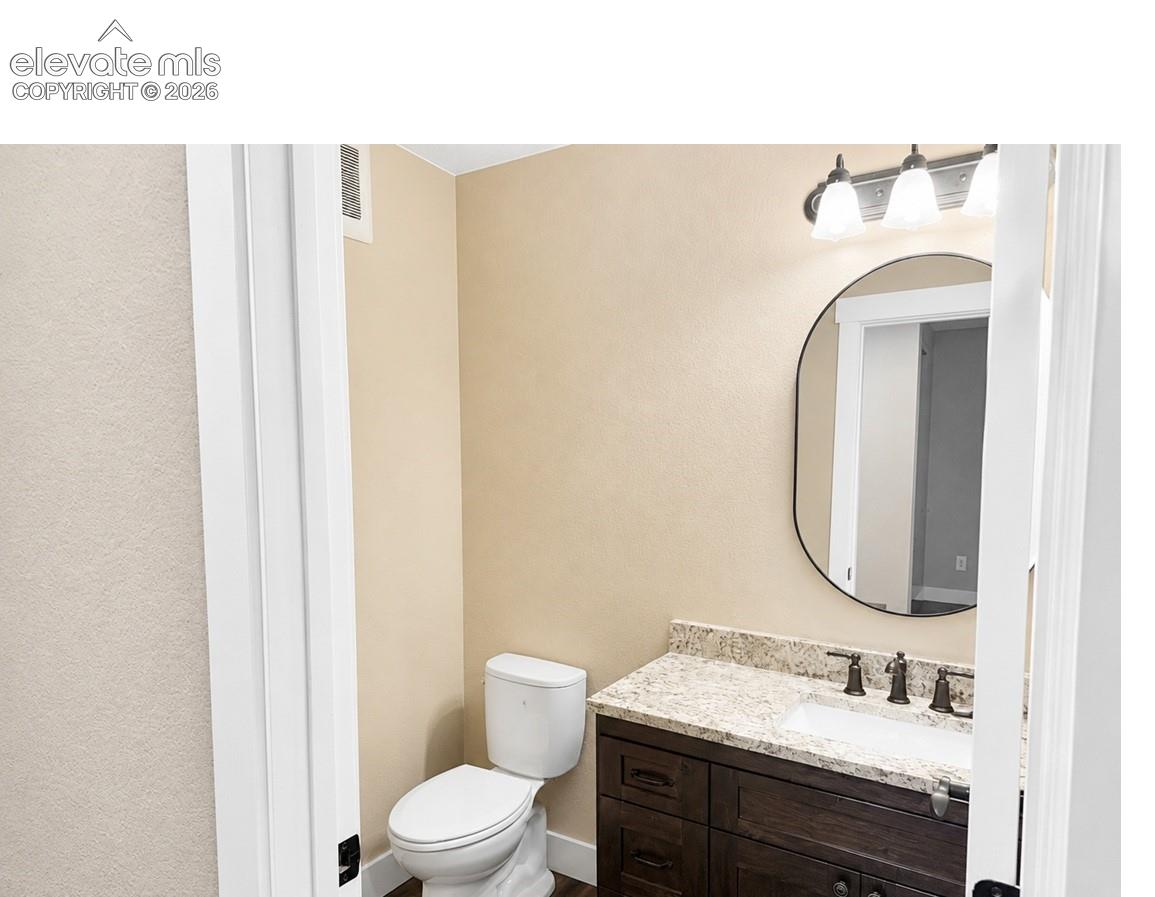Powder Bath Main Level