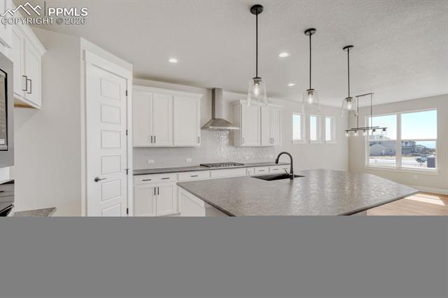 Photo 9 of 8702 Long Beach Terrace, Colorado Springs