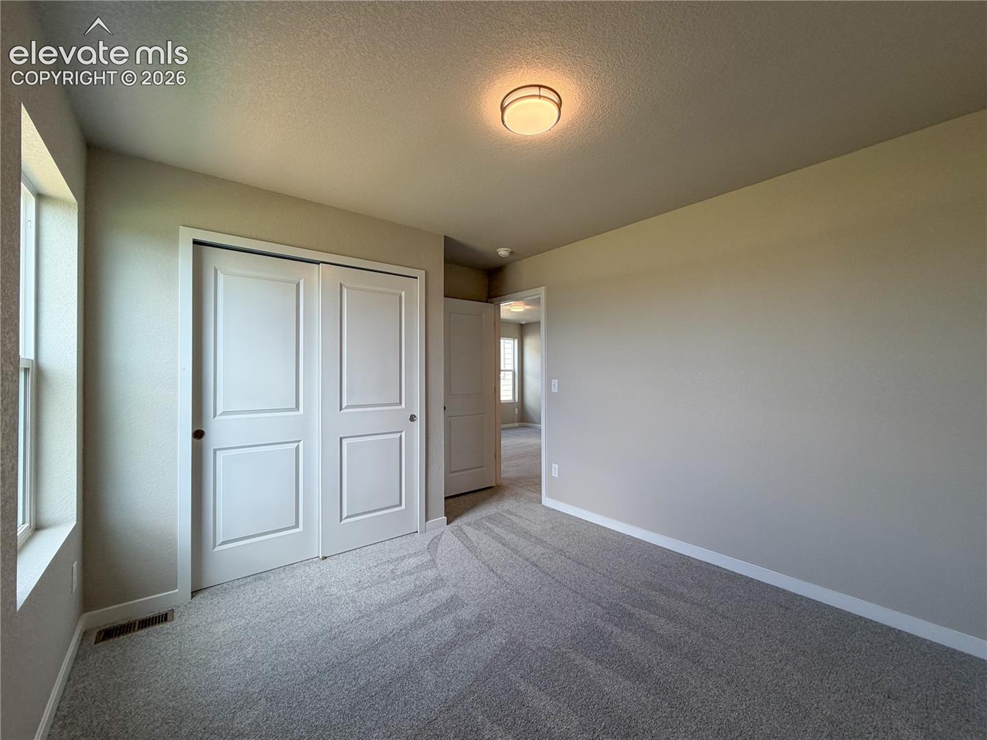 8539 Blue Feather Loop photo 28