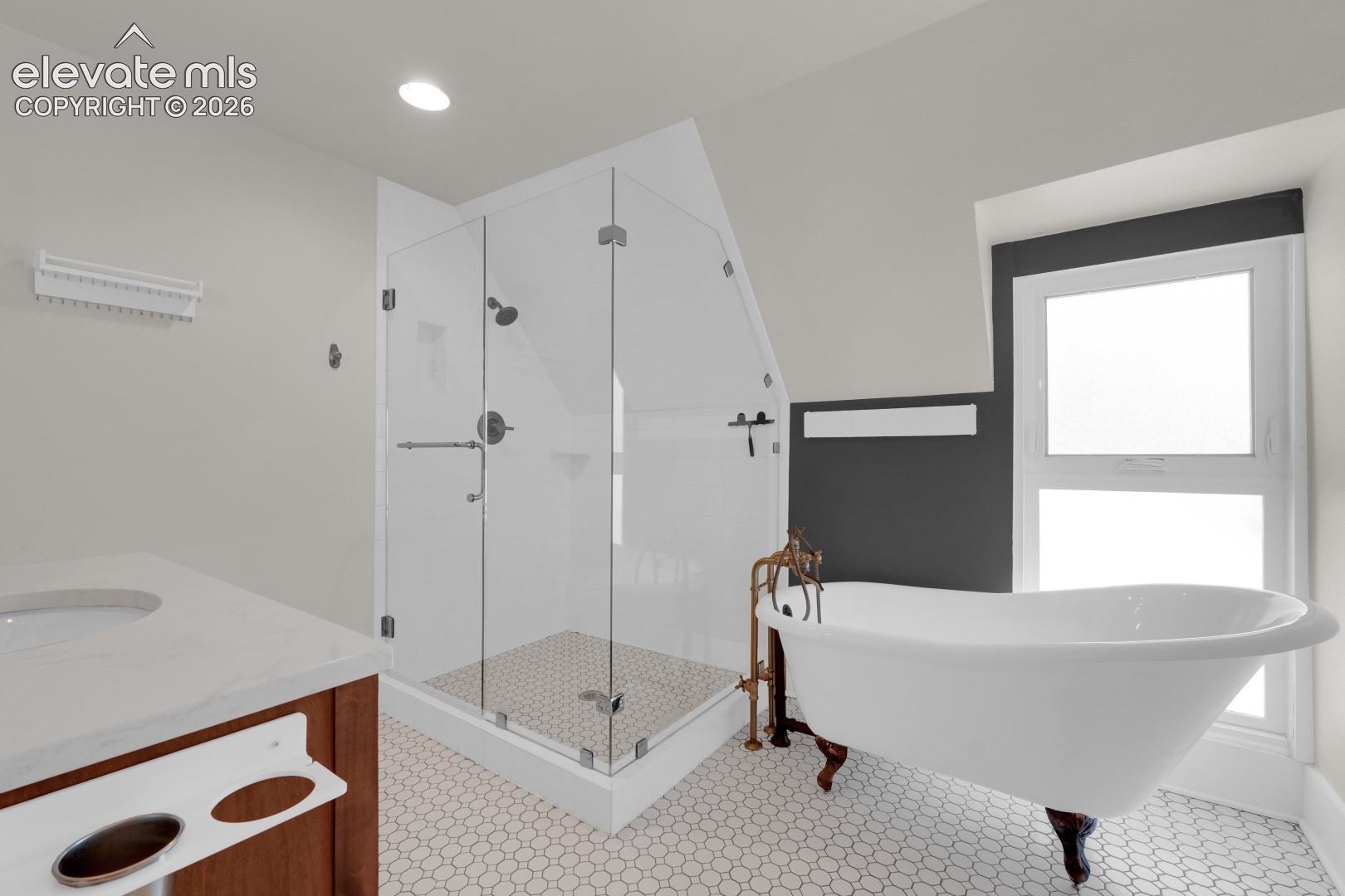 314 E Columbia St, Colorado Springs, CO 80907