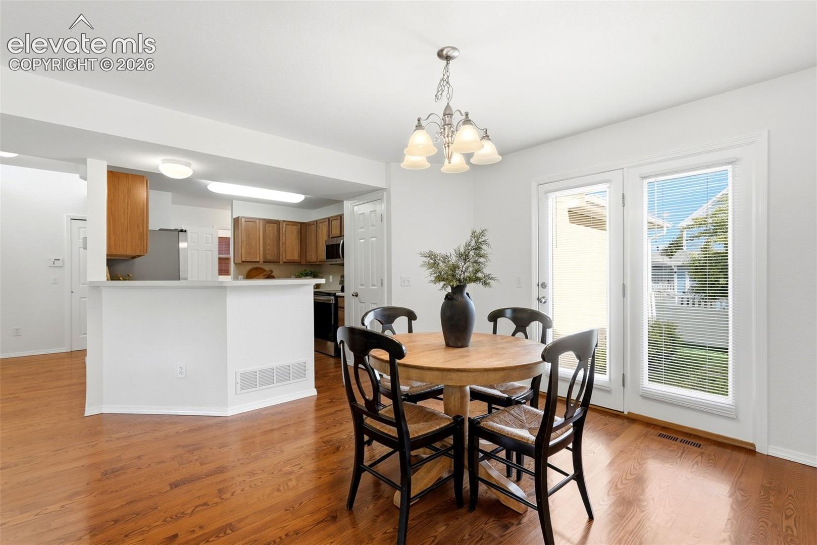 Photo 11 of 7611 Menagerie Lane, Colorado Springs