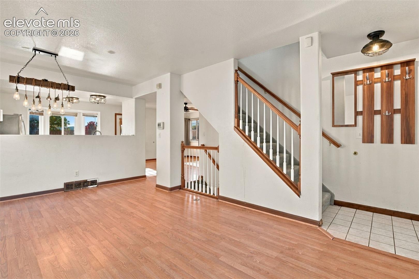 Photo 6 of 1040 Red Brooke Drive, Colorado Springs