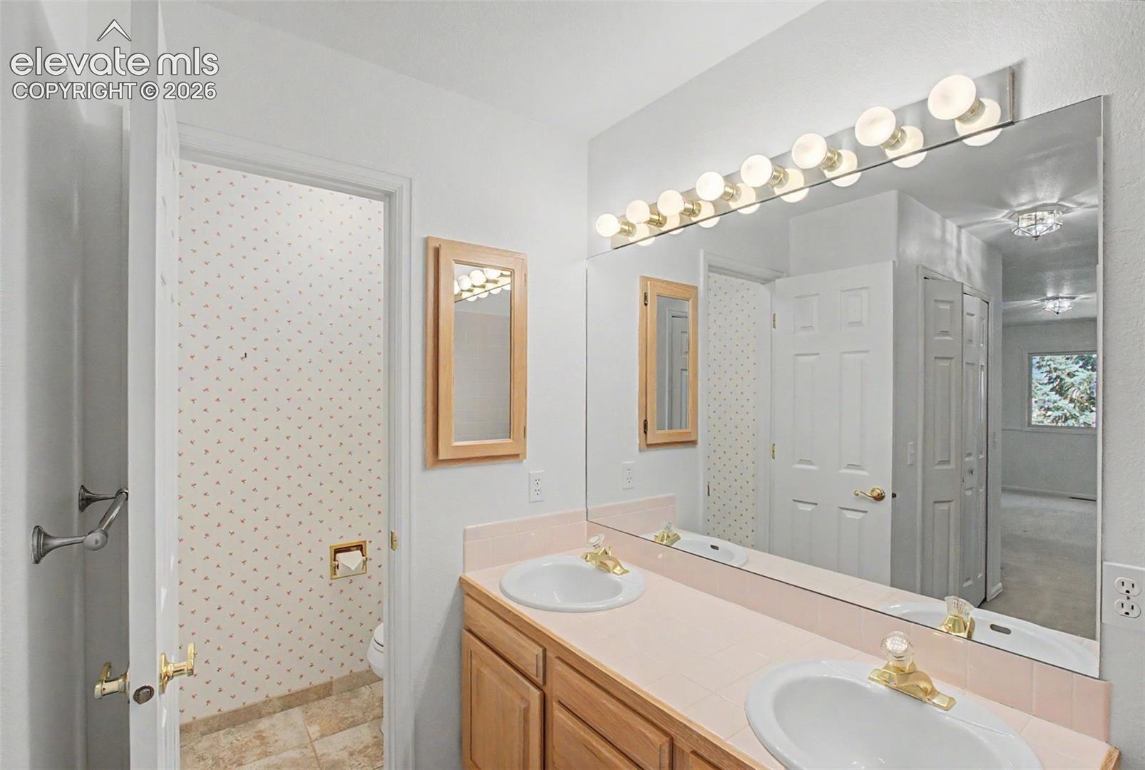 Photo 29 of 84 Luxury Lane, Colorado Springs