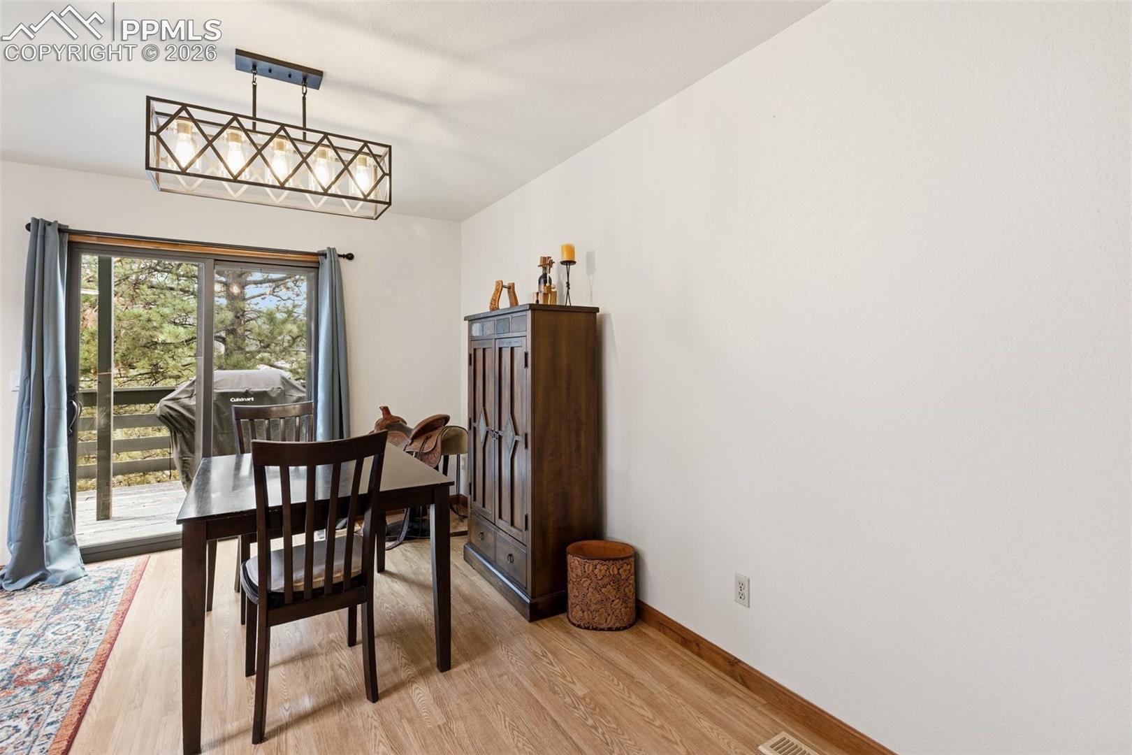 Photo 18 of 200 Sun Ridge Court, Woodland Park