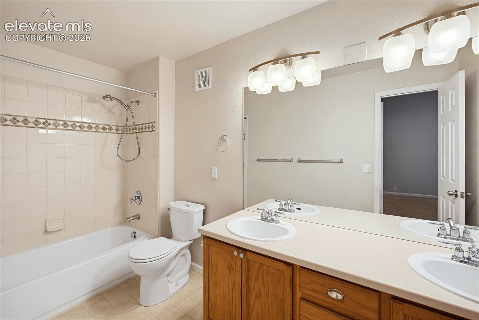 Photo 12 of 3943 Diamond Ridge View, Colorado Springs