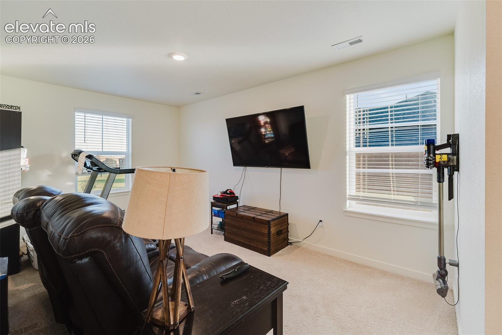 Additional versatile living space in the upper level Loft.