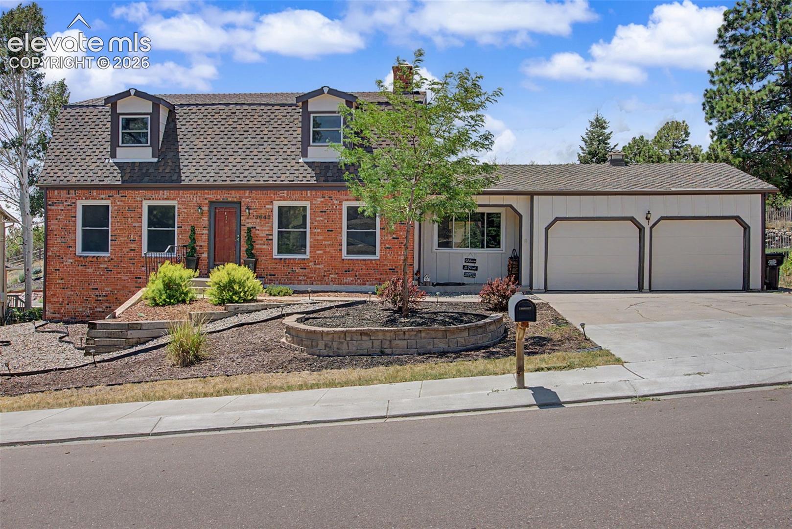 3645 Saddle Rock Rd, Colorado Springs, CO 80918