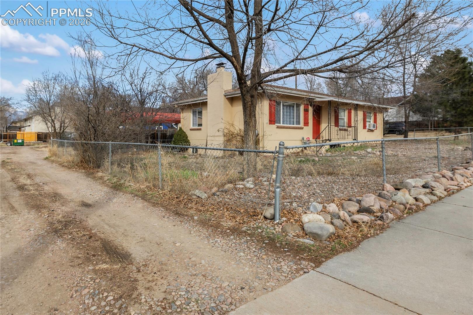 Photo 36 of 908 1/2 Bennett Avenue, Colorado Springs