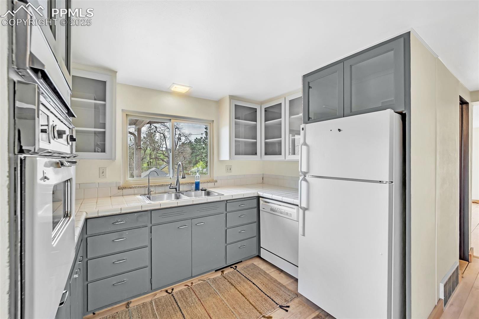 Photo 25 of 1624 Cheyenne Boulevard, Colorado Springs
