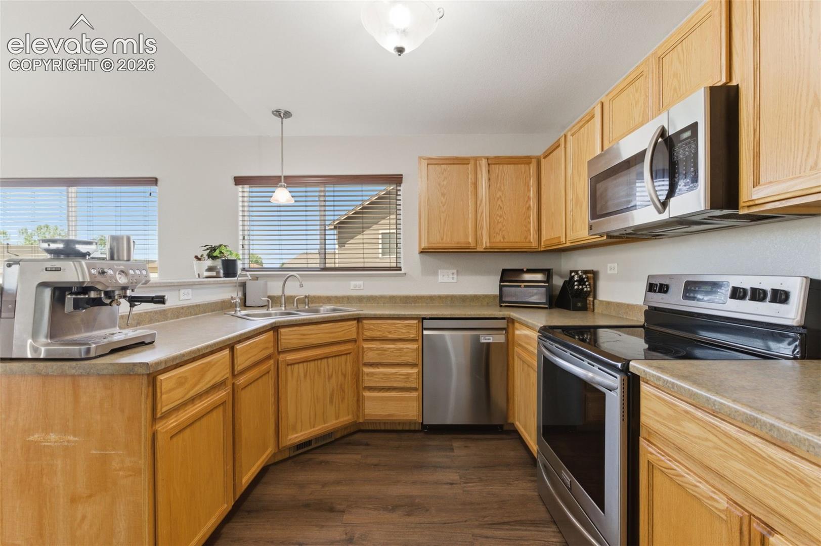 Photo 12 of 6162 Dancing Moon Way, Colorado Springs