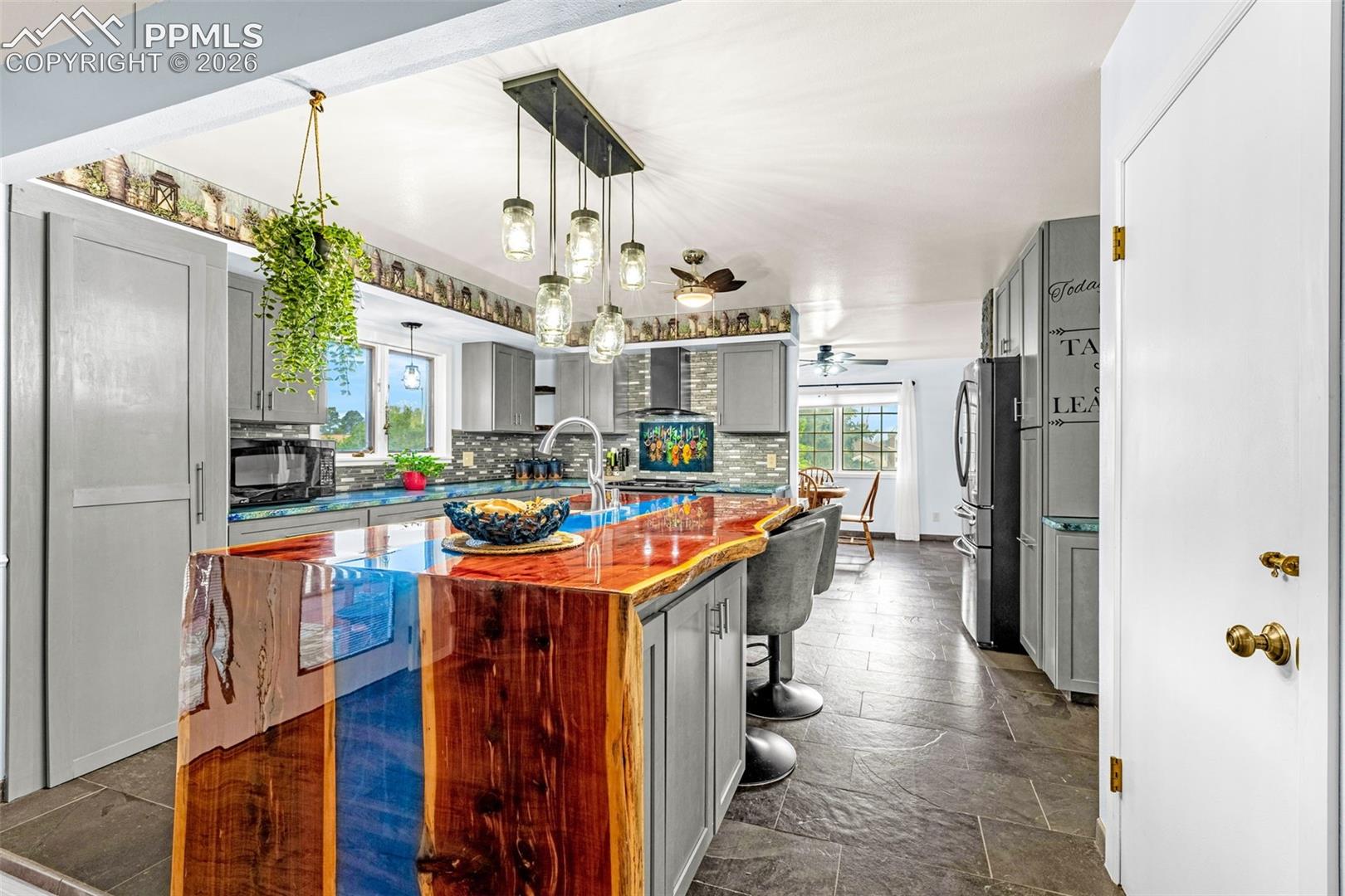 Photo 13 of 4307 Valli Vista Road, Colorado Springs