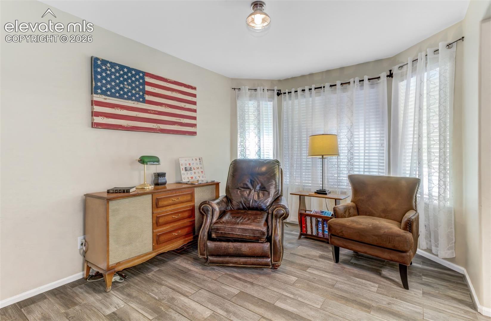 Photo 6 of 4323 Round Hill Drive, Colorado Springs