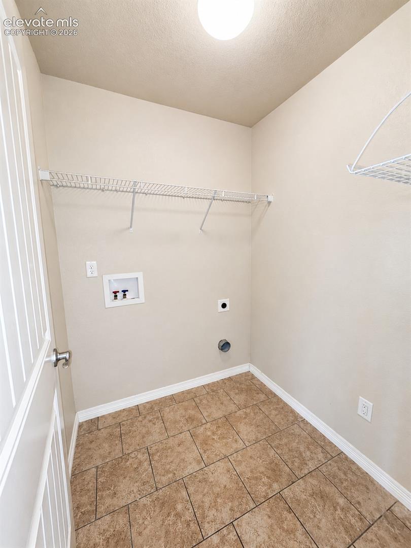 Photo 11 of 12029 Eagle Crest Court, Peyton