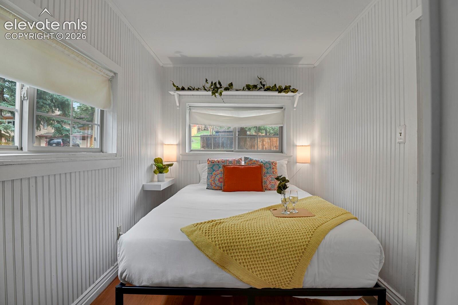 2nd bedroom