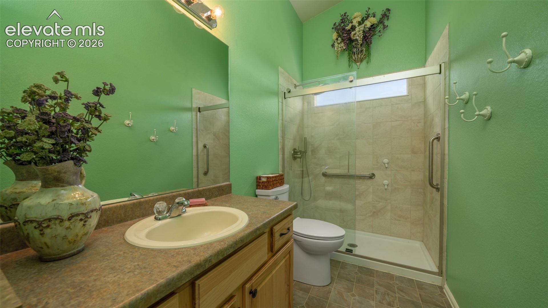 Main hall bath