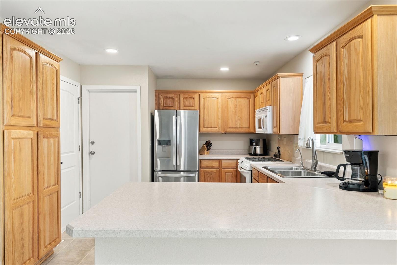 Photo 13 of 882 San Antonio Place, Colorado Springs