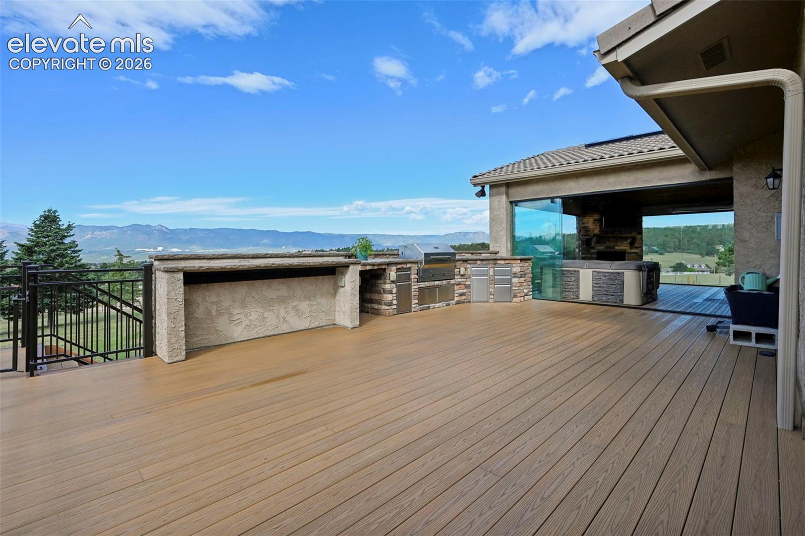 Outdoor Built in Bar-B-Que Cook area, trex decking  - Sliding Glass Doors