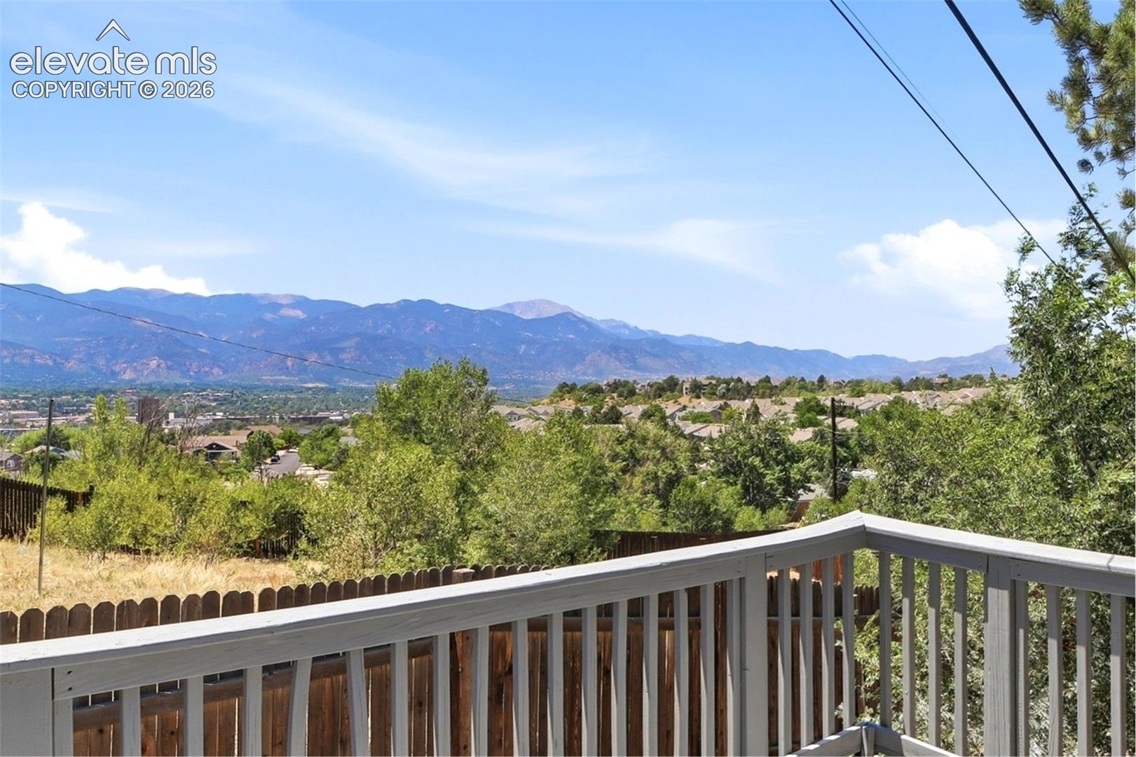 2826 Pinnacle Dr, Colorado Springs, CO 80910