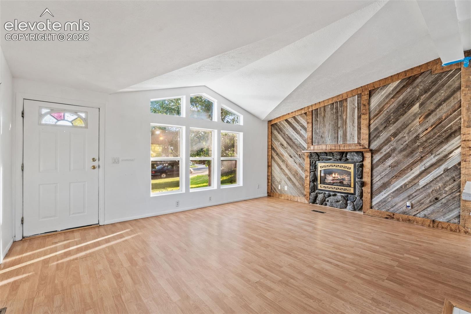 Photo 8 of 5873 S Quemoy Circle, Centennial