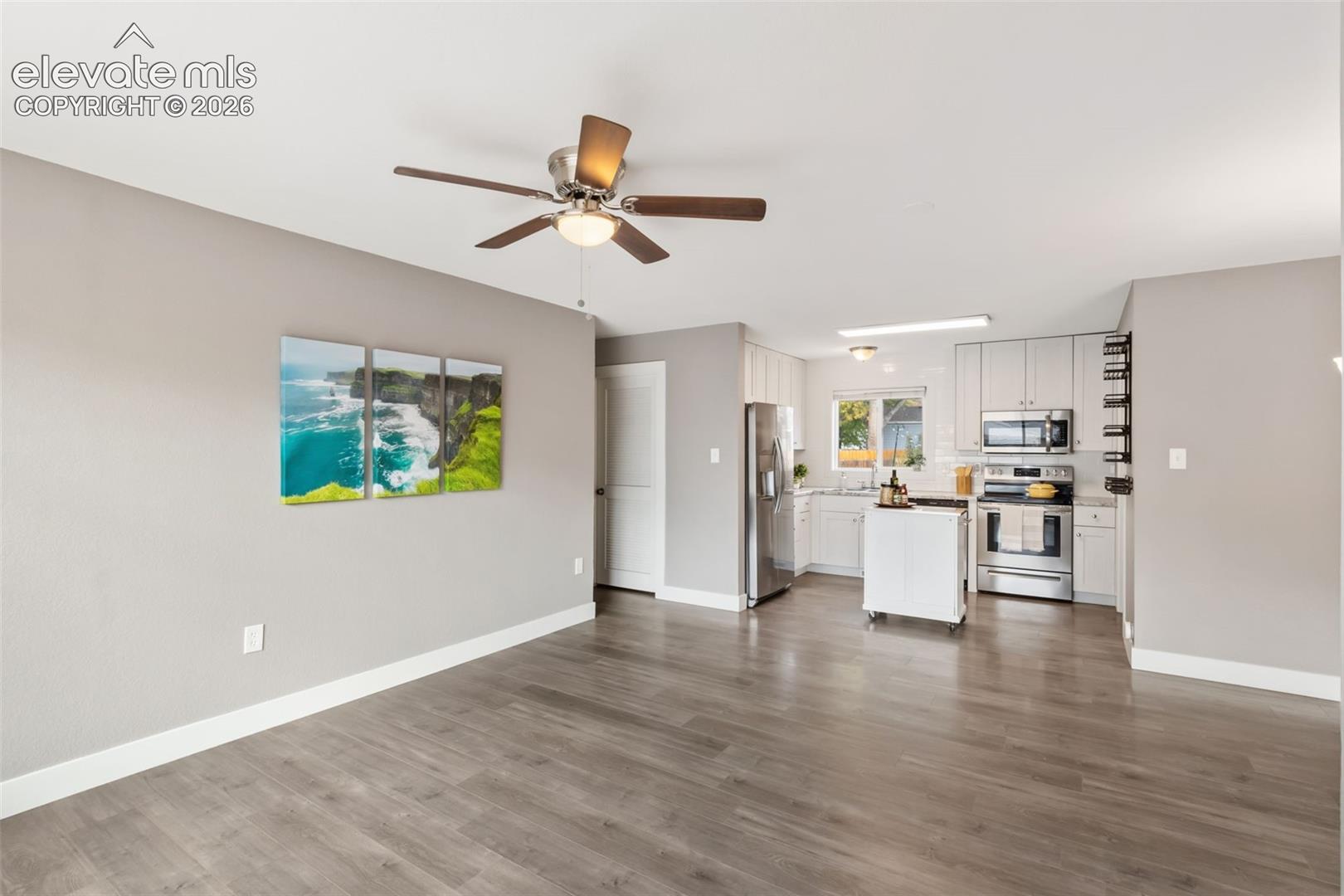 Photo 6 of 324 Locust Drive, Colorado Springs