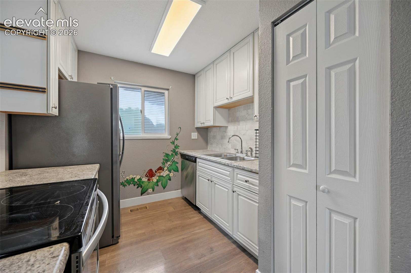 Photo 9 of 2297 Whitewood Drive, Colorado Springs