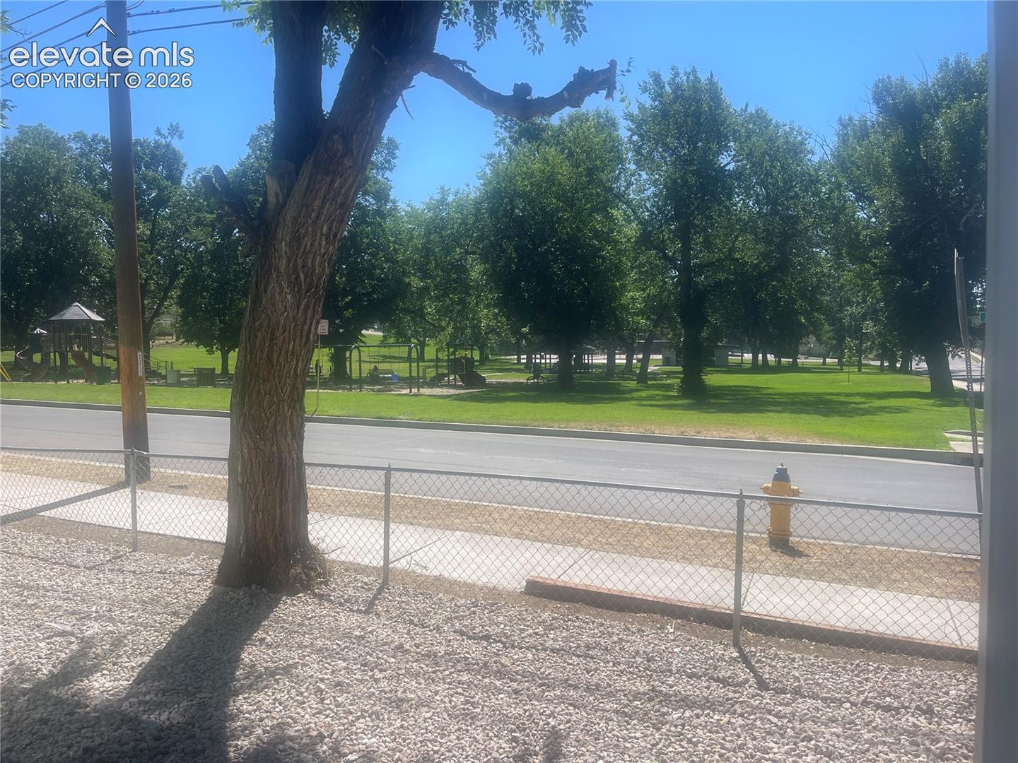2402 Uintah St, Colorado Springs, CO 80904