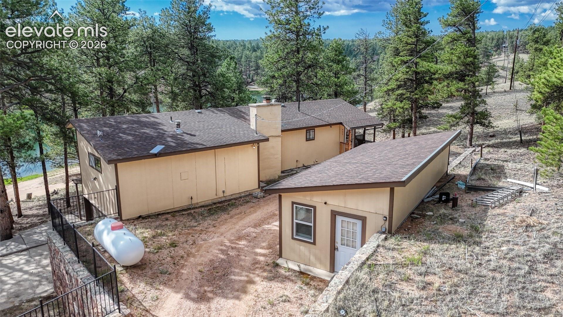 435 Phyllis Dr, Florissant, CO 80816