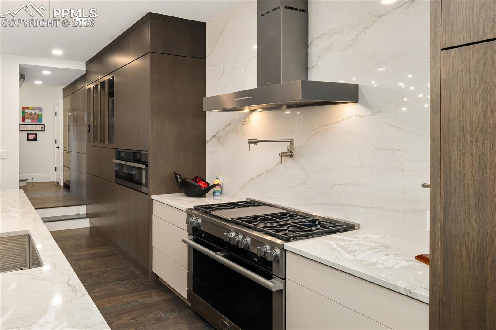 Gas Range And Double Ovens With Warming Drawer