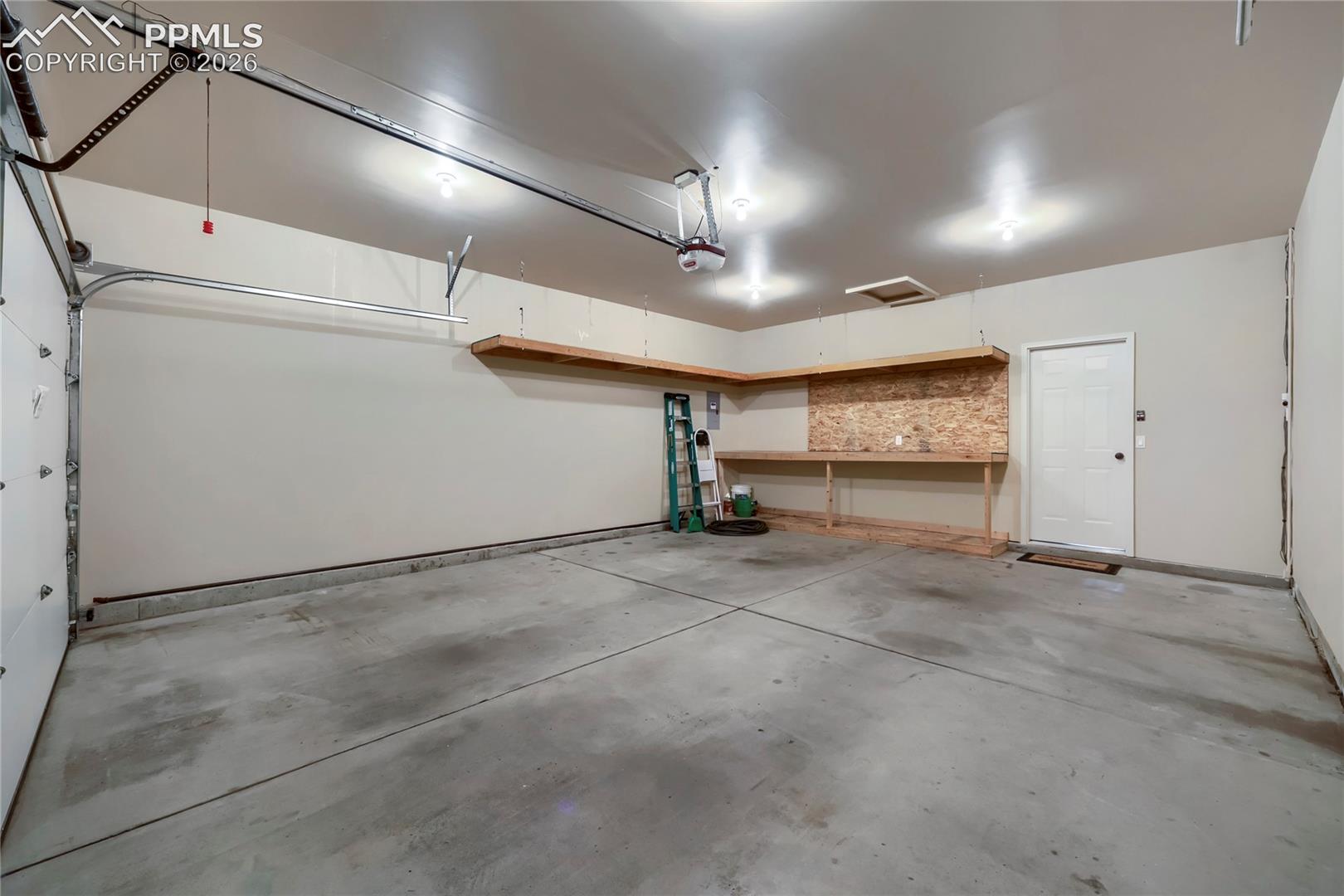 965 Wuthering Heights Dr, Colorado Springs, CO 80921