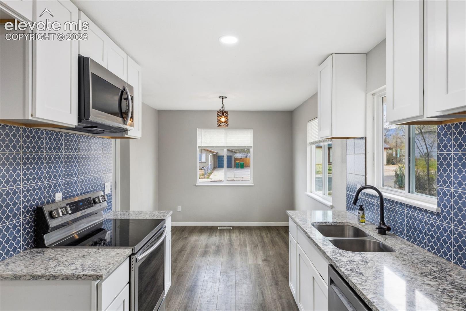 Photo 10 of 2149 Whitewood Drive, Colorado Springs