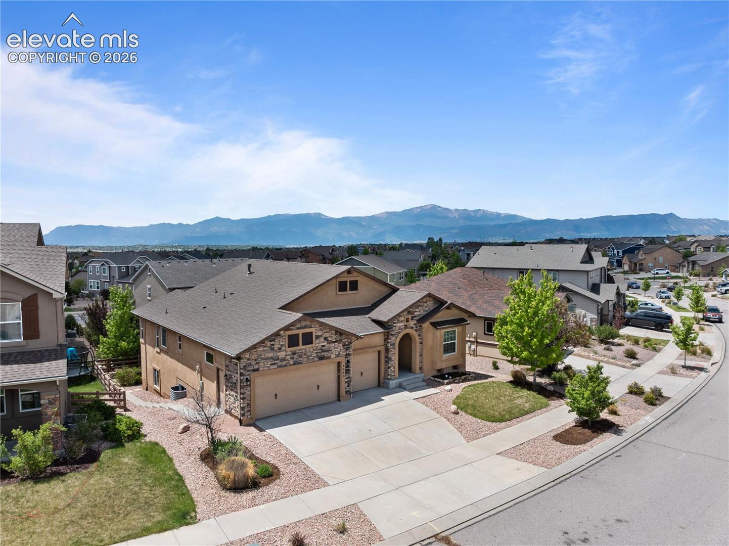 Featured Homes Featured Homes