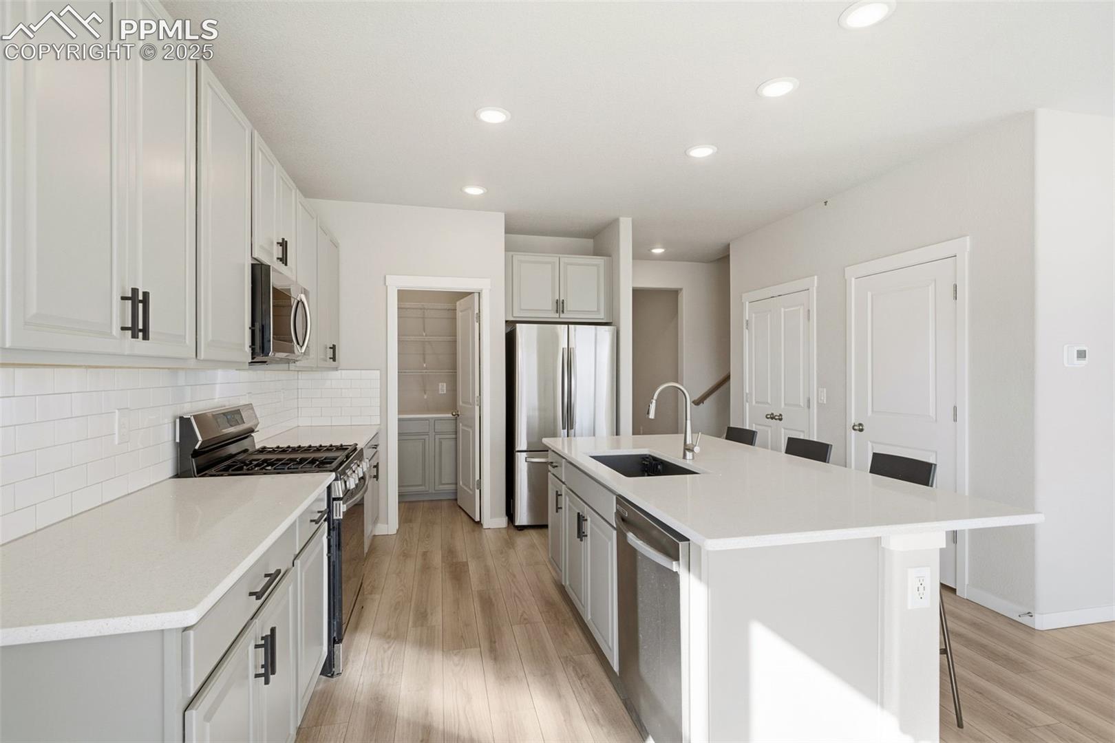 Photo 16 of 5459 Sidewinder Drive, Colorado Springs