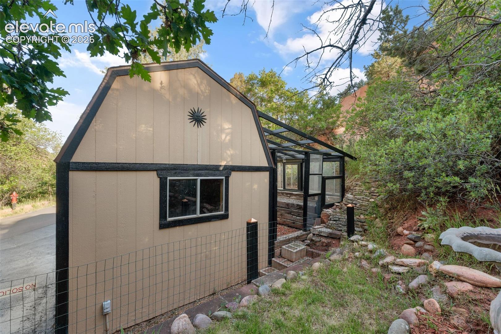 Photo 33 of 215 Washington Avenue, Manitou Springs