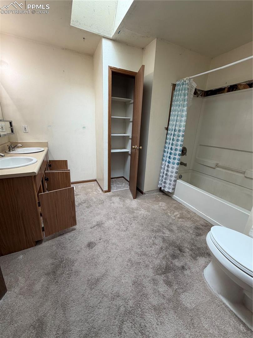4669 Barnes Rd, Colorado Springs, CO 80917