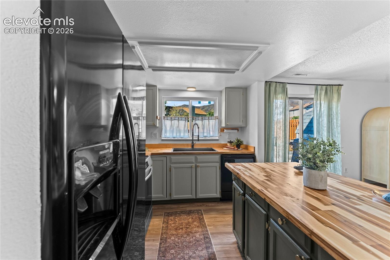 Photo 13 of 5870 Pemberton Way, Colorado Springs