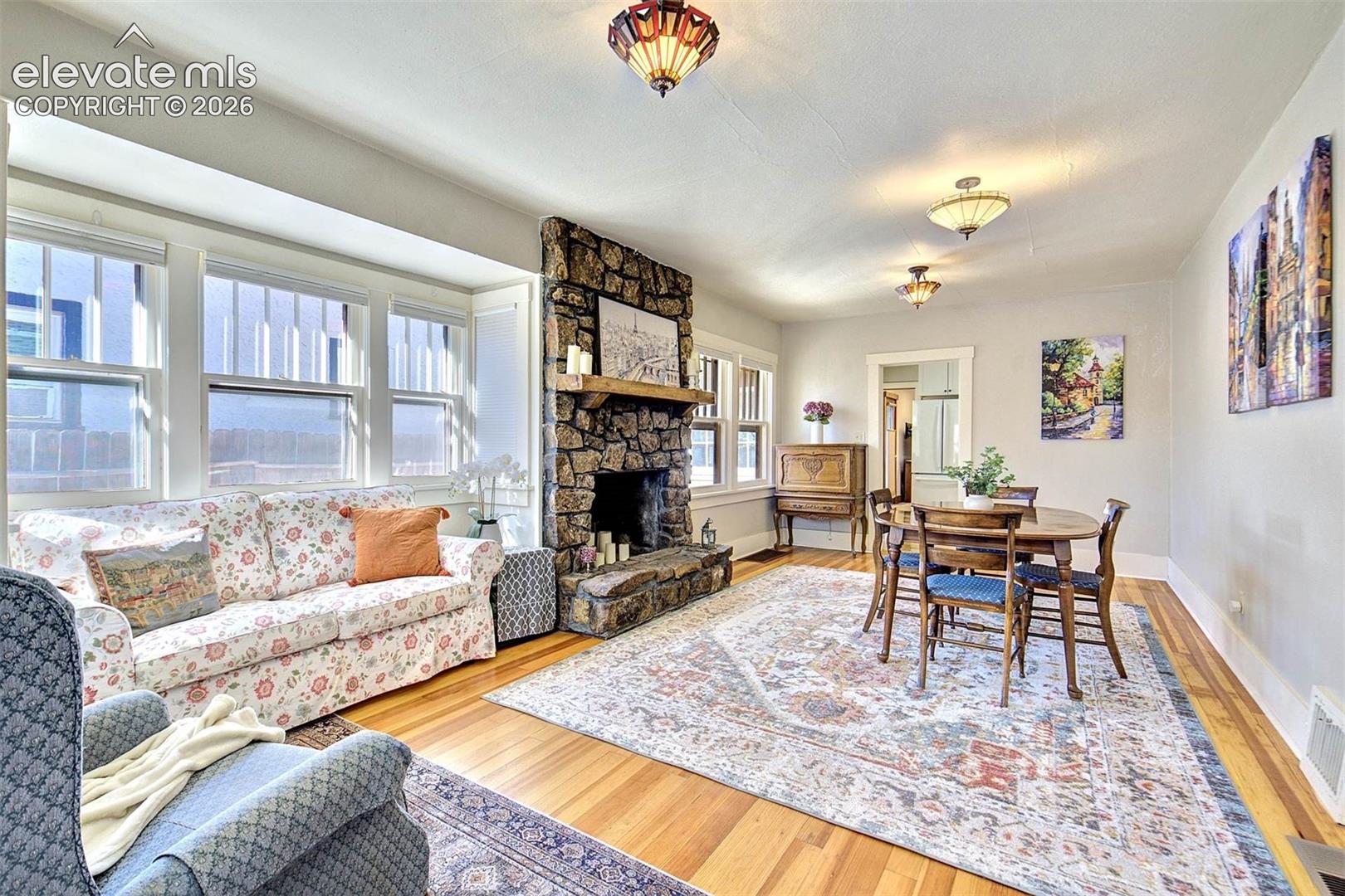 Photo 3 of 1014 E Willamette Avenue, Colorado Springs