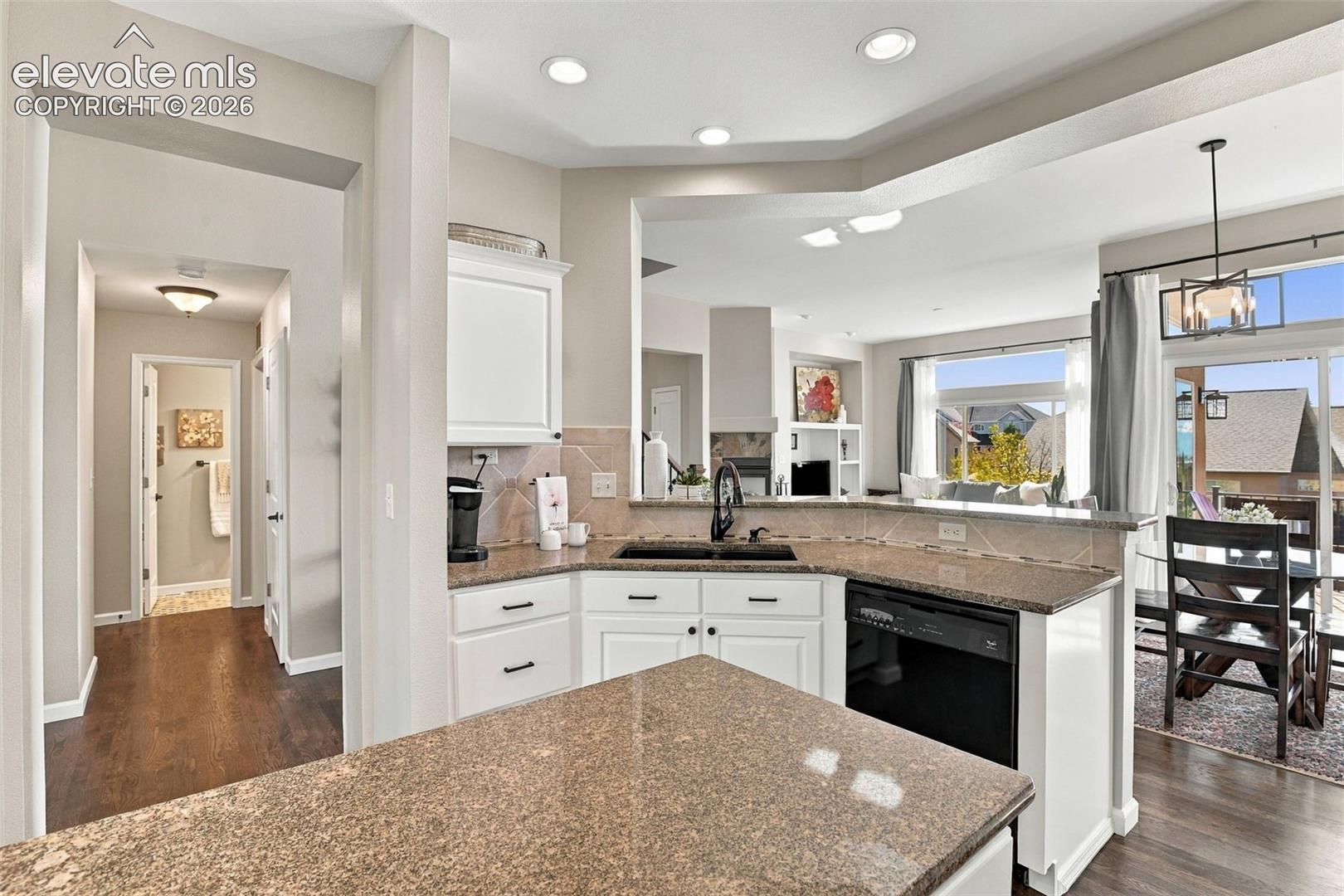 Photo 14 of 2112 Fieldcrest Drive, Colorado Springs