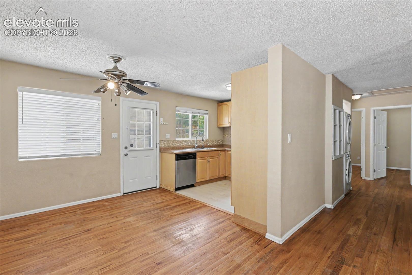 Photo 11 of 105 Linden Drive, Colorado Springs