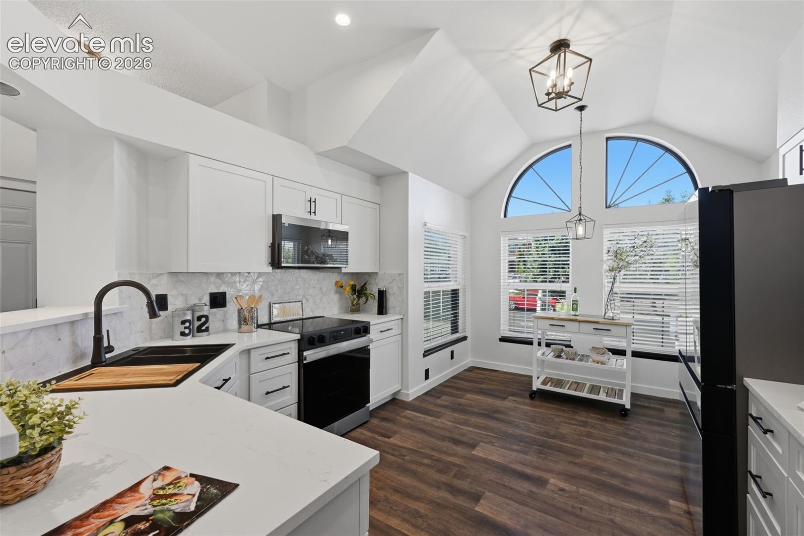 Photo 13 of 2750 Helmsdale Drive, Colorado Springs