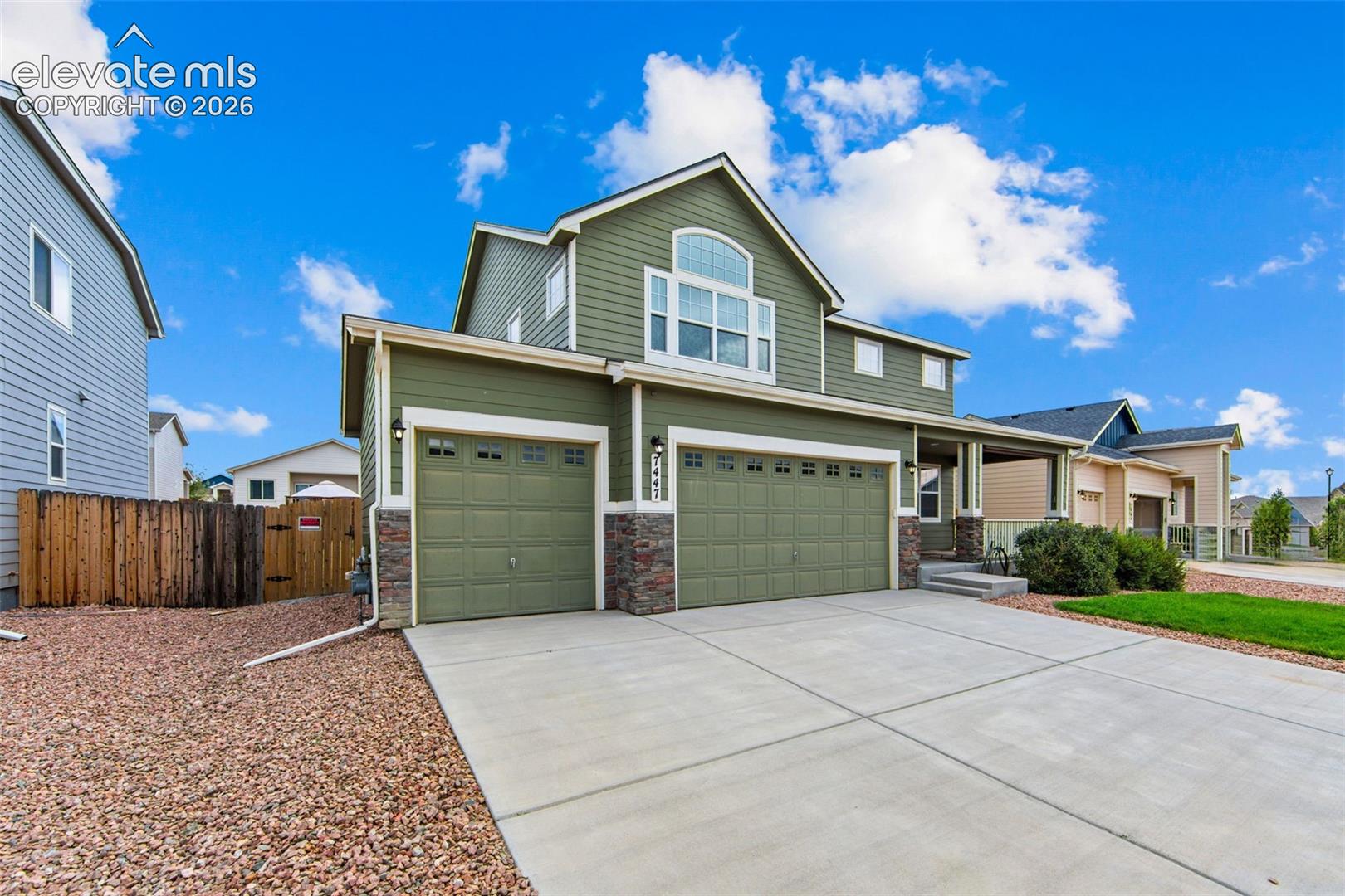 Photo 8 of 7447 Peachleaf Drive, Colorado Springs