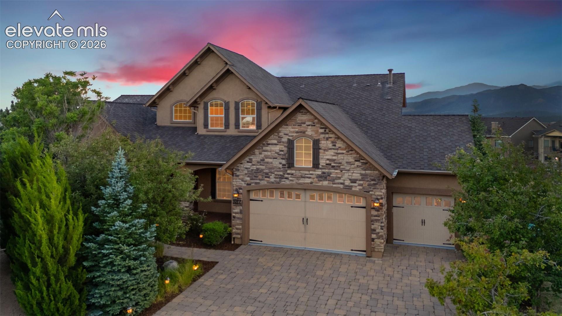 Featured Listings Featured Listings