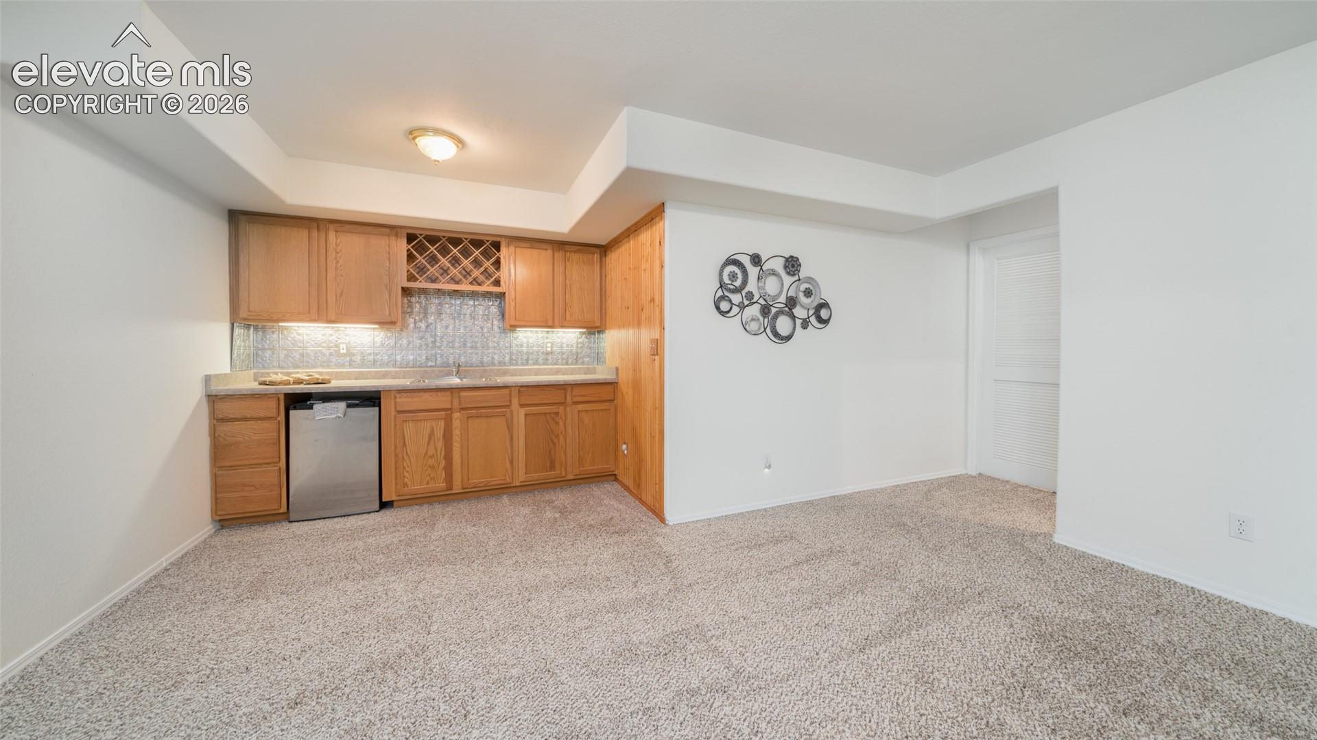 Wet bar