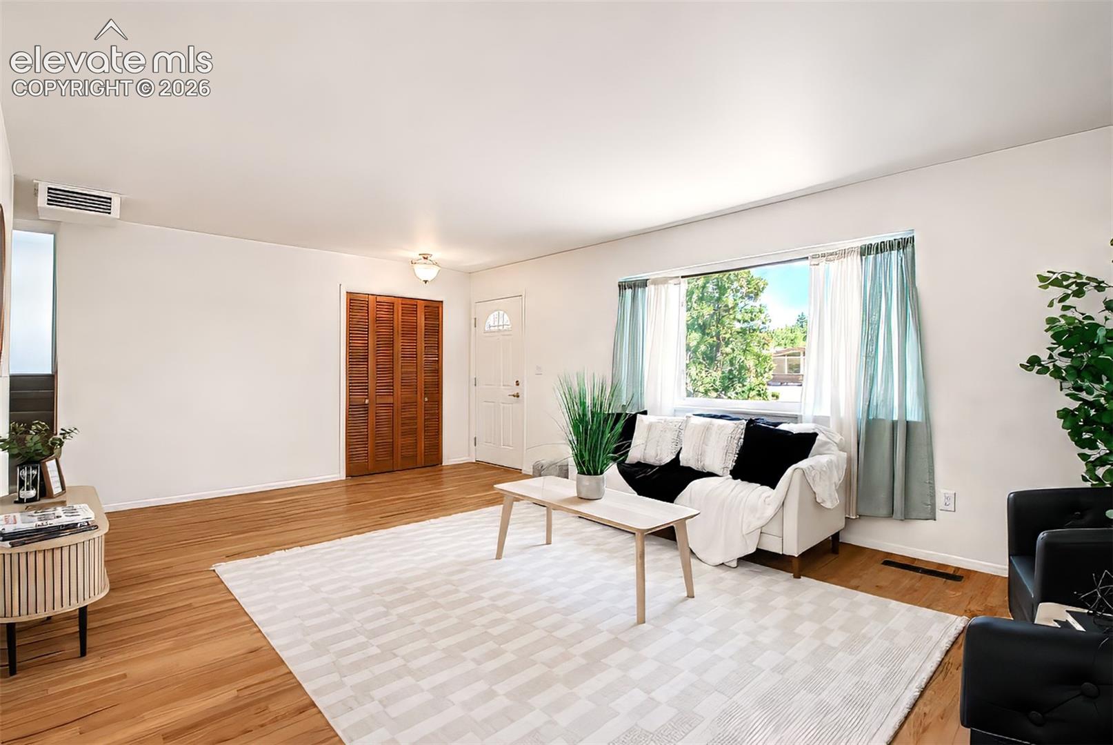 Photo 11 of 2406 N Circle Drive, Colorado Springs