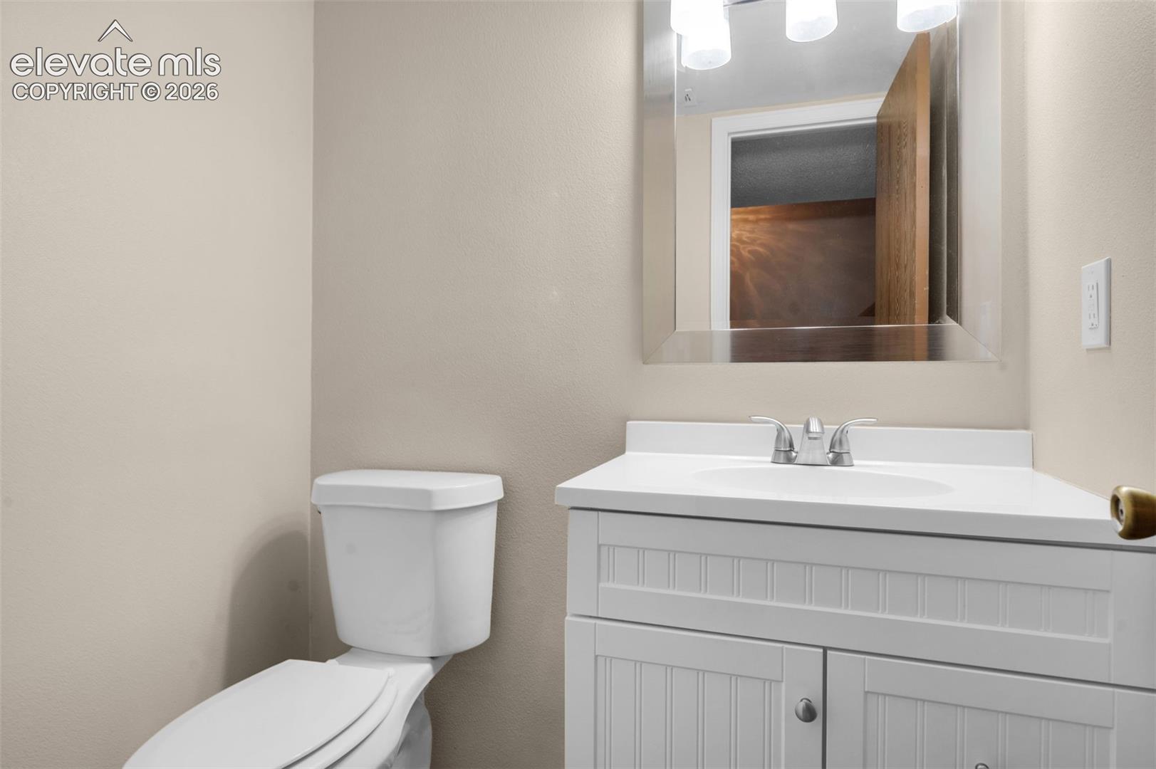 4699 Barnes Rd, Colorado Springs, CO 80917